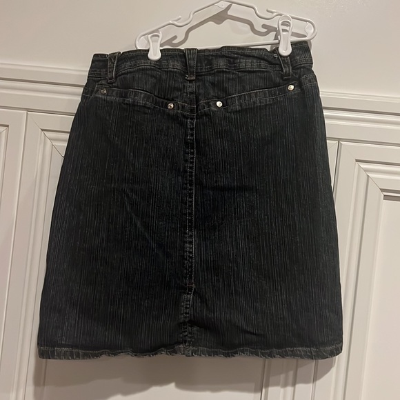 Faded Glory Skirt Stretch Black Denim Size 4 - Picture 2 of 8